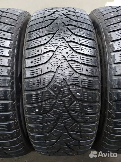 Bridgestone Blizzak Spike-02 SUV 265/60 R18 106H