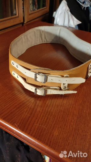 Пояс для пауэрлифтинга, тяжелой атлетики