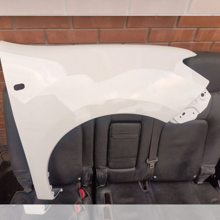 купить крыло правое переднее на renault logan 2 - Кузов