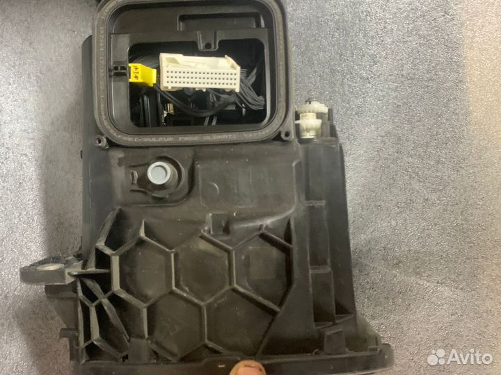 Фары оригинал Гелик 2020