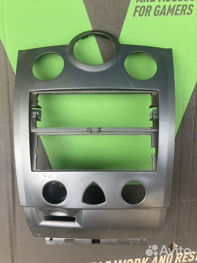 Центральная консоль Megane 2