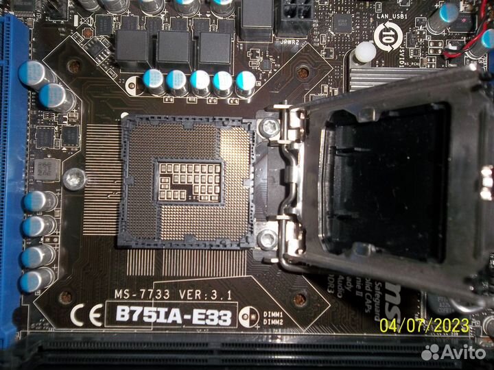 MSI B75IA-E33 socket 1155