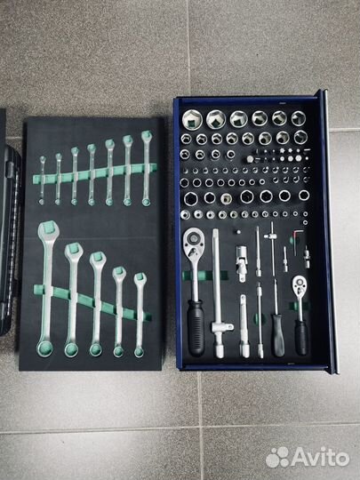 Тележка инструментальная с инструментом