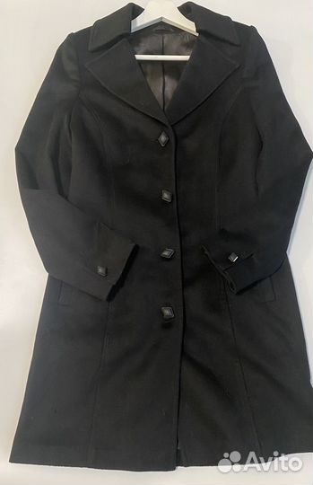 Пальто женское размер S новое