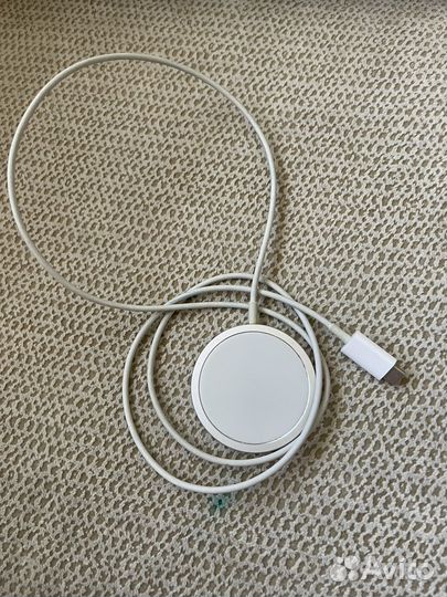 Зарядка на iPhone Magsafe оригинал