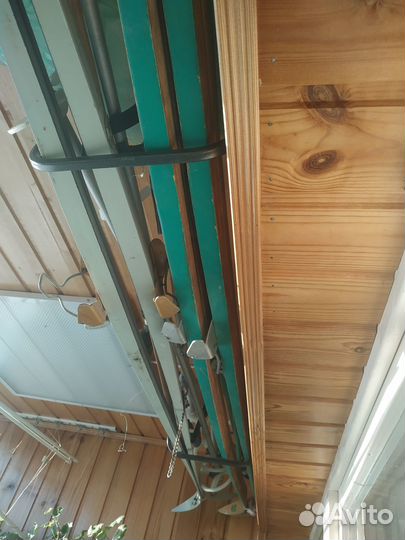 Лыжи пластиковые, палки лыжные