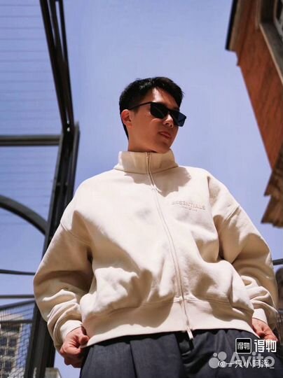 Олимпийка essential