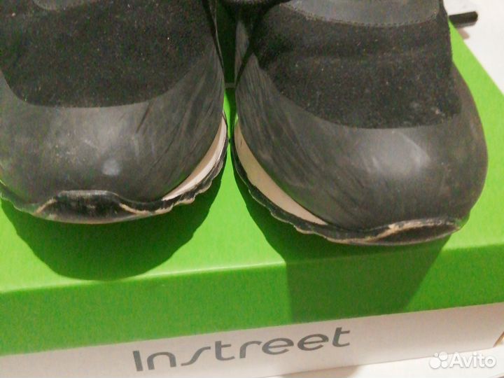 Кроссовки женские 38 размер