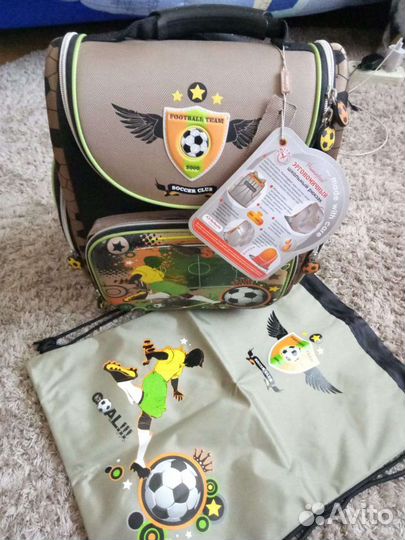 Рюкзак с ортопедической спинкой