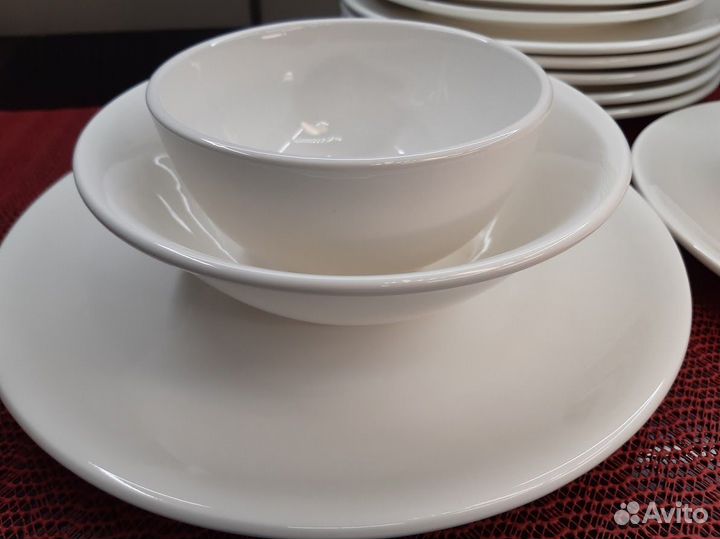 Тарелки и салатники из упрочненного фарфора White