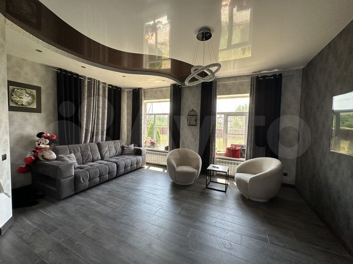 Дом 160 м² на участке 10 сот.