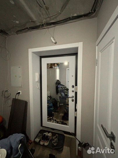 Дверь входная алюминий