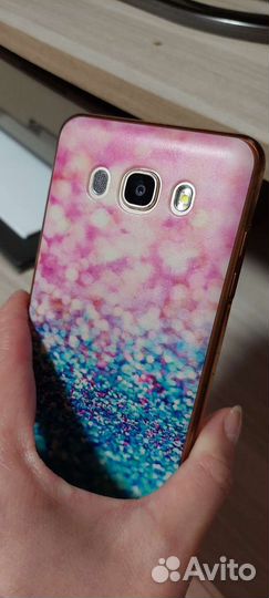 Телефон Samsung J5