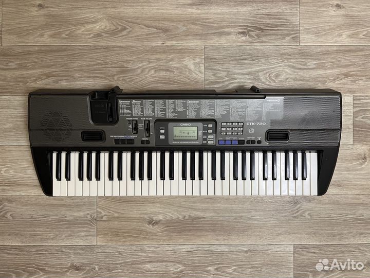 Синтезатор Casio CTK 720