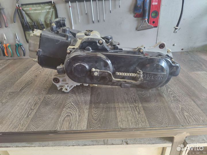 Новый двигатель для скутера 80 кубов 12 колесо