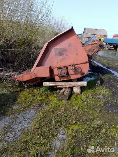 Жатка для уборки подсолнечника