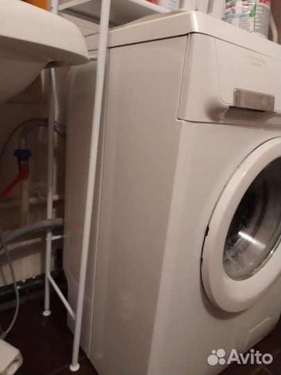 Стиральная машина Electrolux EWS 10412 W