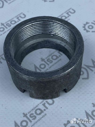 Гайка Урал глушителя