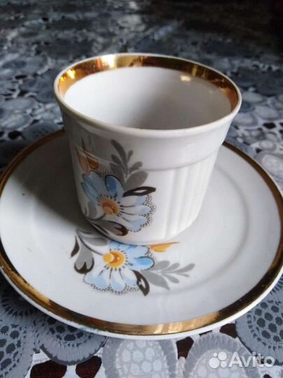 Набор из 5 чашек и блюдца