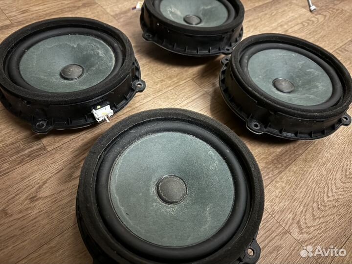 Штатные колонки kia sportage (оригинальные)