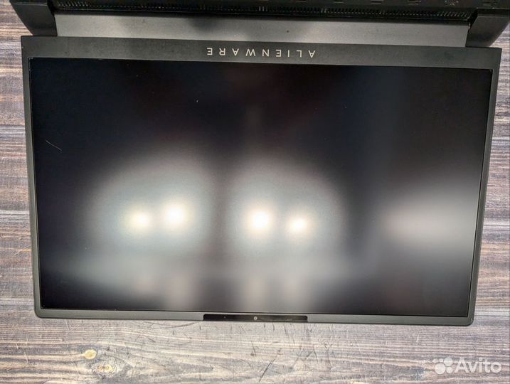 Alienware m15 R6, 11800h, 3070, 16gb, 1tb