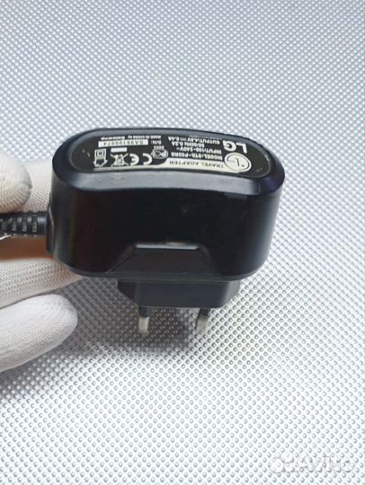 LG STA-P53RS. Зарядное устройство. Оригинал