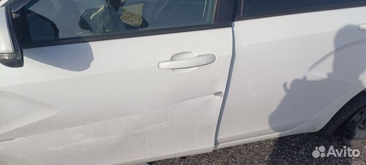 LADA Vesta 1.6 МТ, 2020, битый, 97 500 км