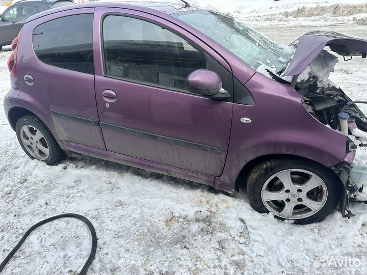 Peugeot 107 1.0 ркпп в разборе