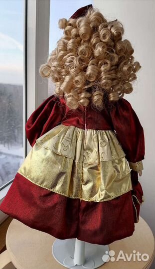 Кукла фарфоровая remeco collection