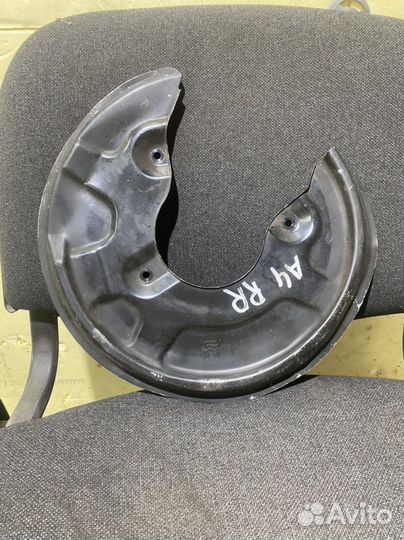 Щитки задних тормозов Audi A4B6