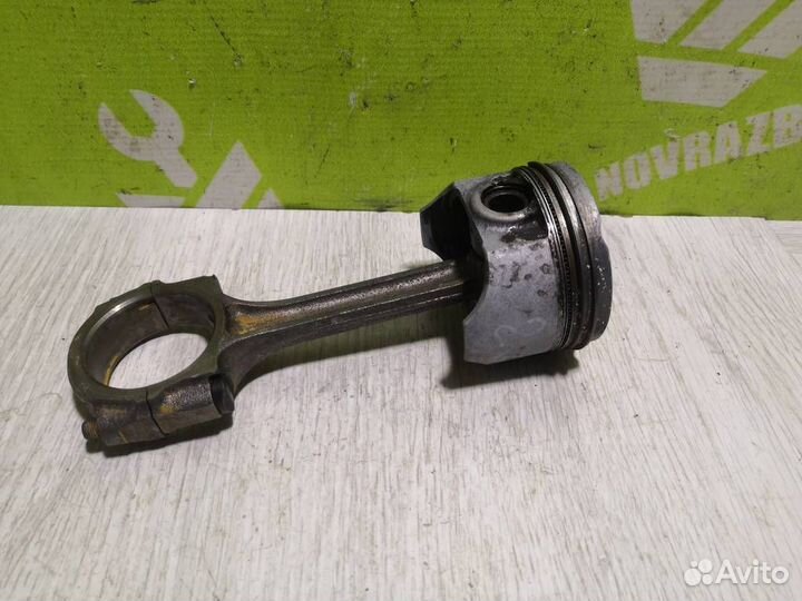 Поршень с шатуном Сузуки Балено 98-07