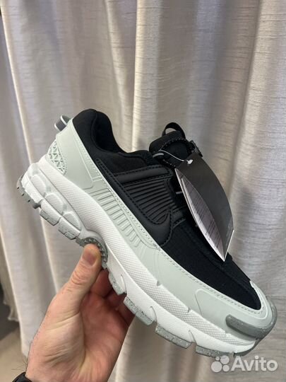 Кроссовки nike zoom vomero 5 roam