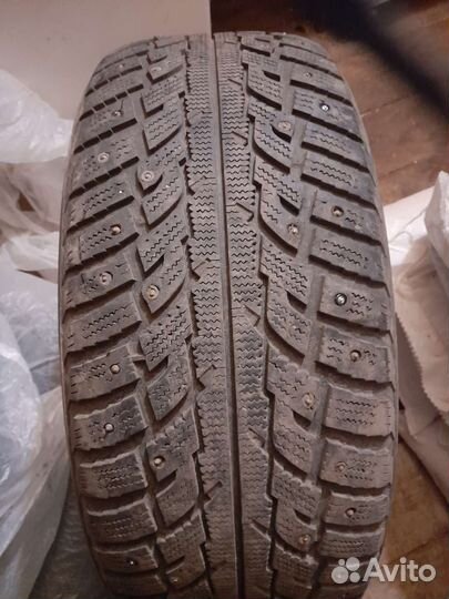 Kumho I'Zen RV Stud KC16 285/60 R18 116T