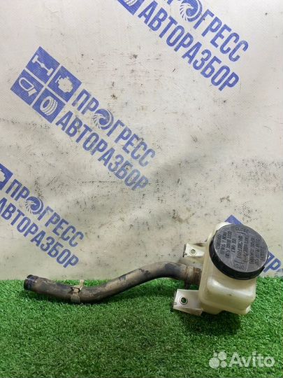 Бачок тормозной жидкости Nissan Murano кроссовер