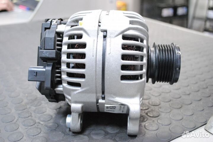 Генератор VW Golf 6, Caddy, Touran 1.6 TDi 140А