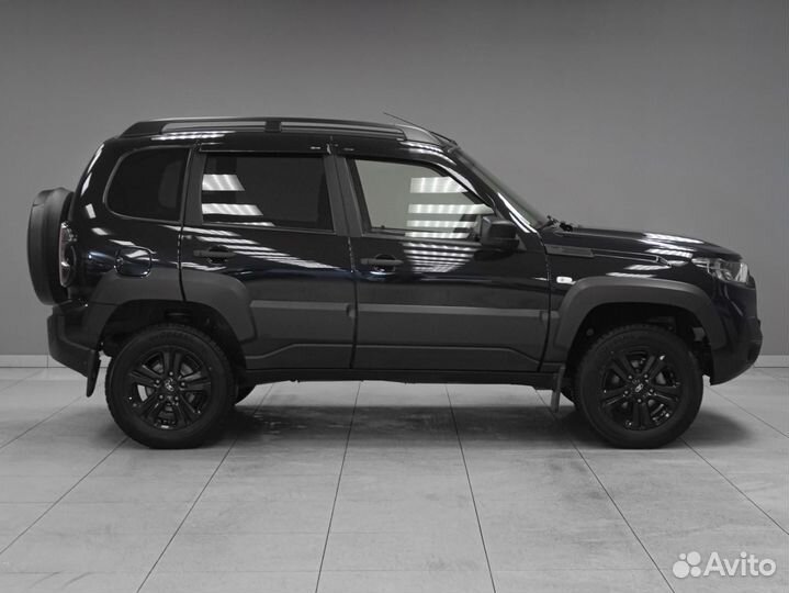 ВАЗ Niva Travel 1.7 МТ, 2023, 17 818 км