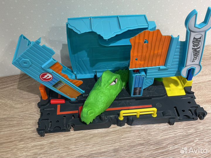 Xot Weels дорога с крокодилом