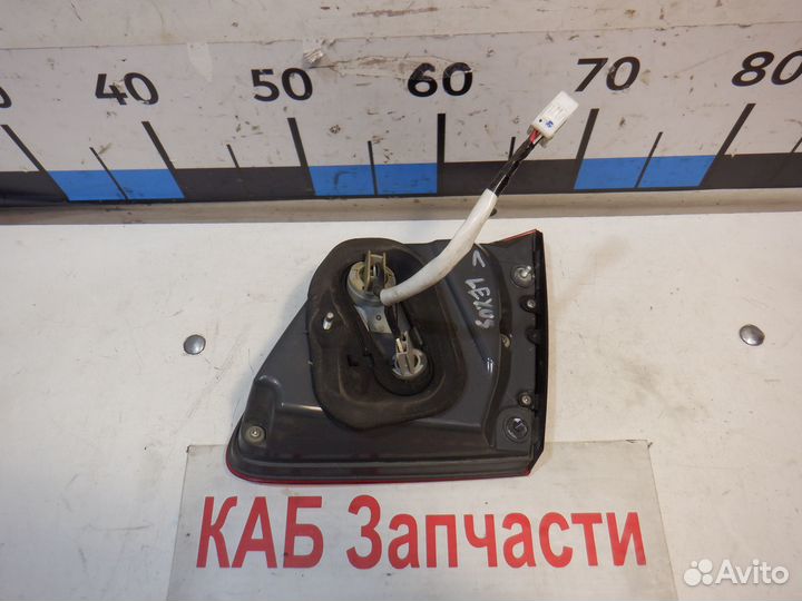 Фонарь задний крышки багажника Lexus GS300