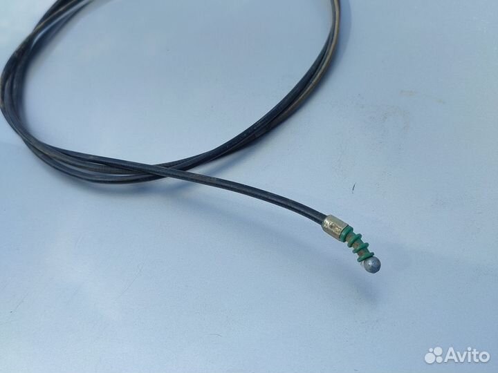 Киа Авелла тросик лючка бензобака