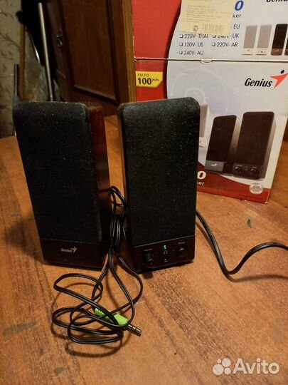 Колонки для компьютера Genius-S110