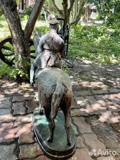 Бронзовая статуэтка конь ворошилов 140 кг