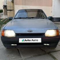 Ford Escort 1.6 MT, 1988, 200 000 км, с пробегом, цена 155 000 руб.