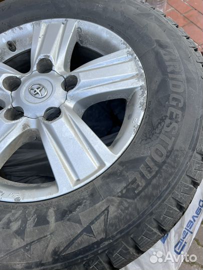 R18 Bridgestone Blizzak DM-V2 285/60, PCD 5x150 DIA 110.1