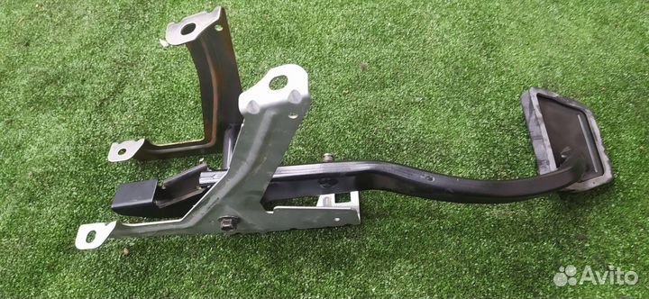 Педаль тормоза Volvo S60 B5254T2 2007