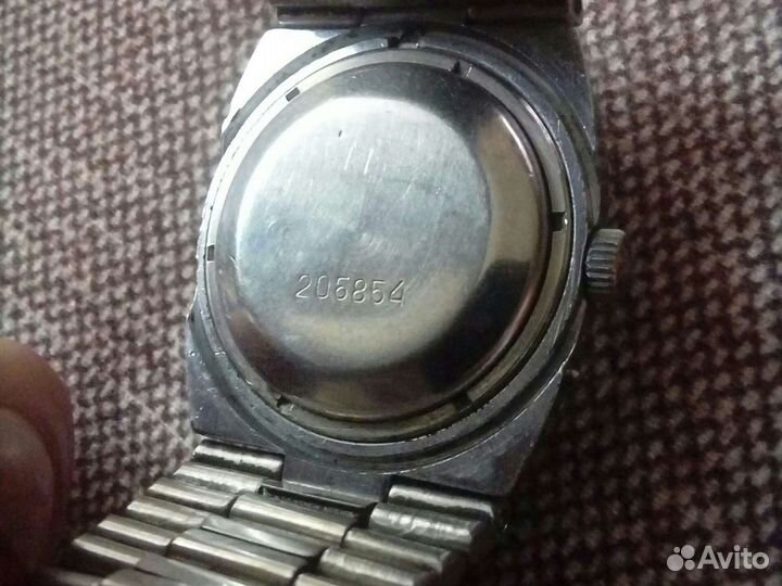 Часы Слава Танк