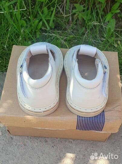 Сандалии для девочки 17 размер