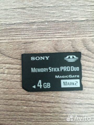 Карта памяти Memory Stick Pro Duo