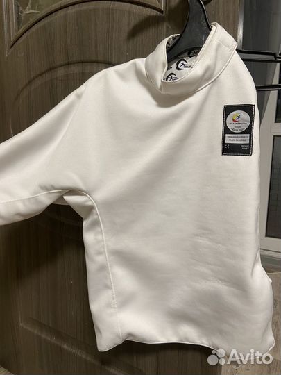 Фехтовальный костюм