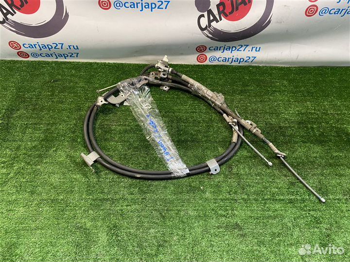 Тросик ручника(1) Toyota Voxy ZRR80 3ZR 2014