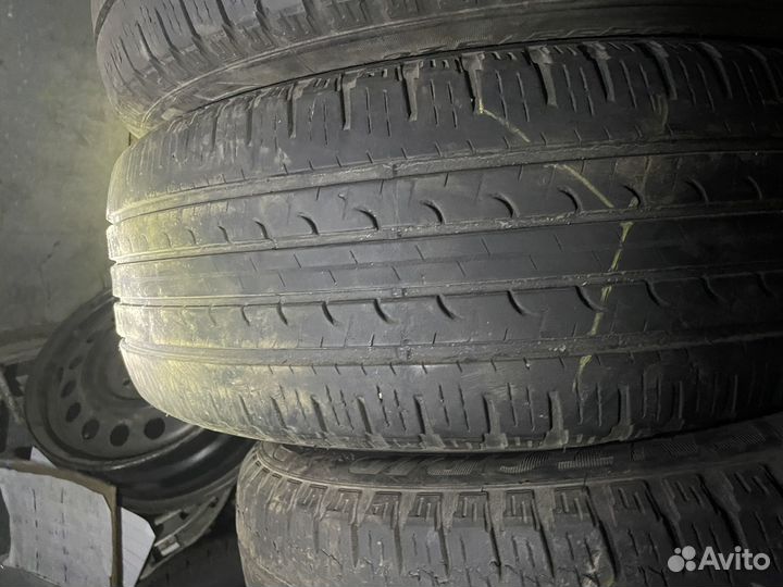 Goodyear EfficientGrip SUV 4x4 235/55 R19 105V